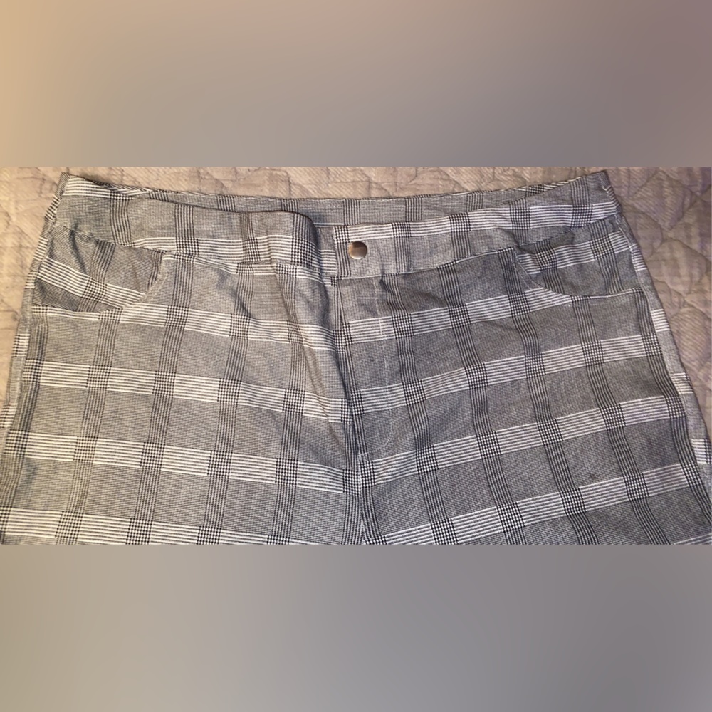 Black and white plaid pants
